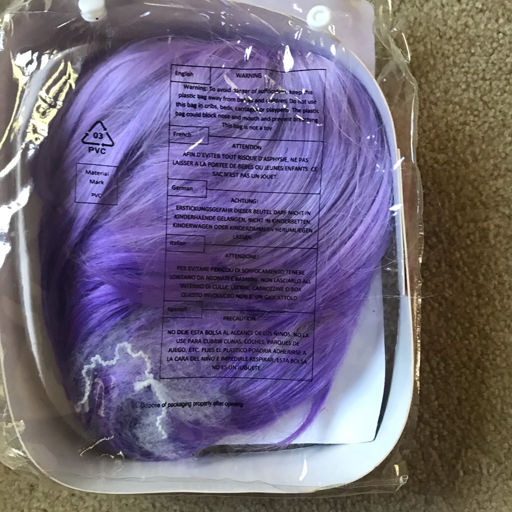 Doll wig - Picture 2 of 2